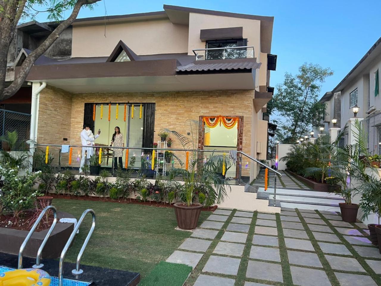 Mannat Villa With Swimming Pool And Garden Lonavala Exterior photo