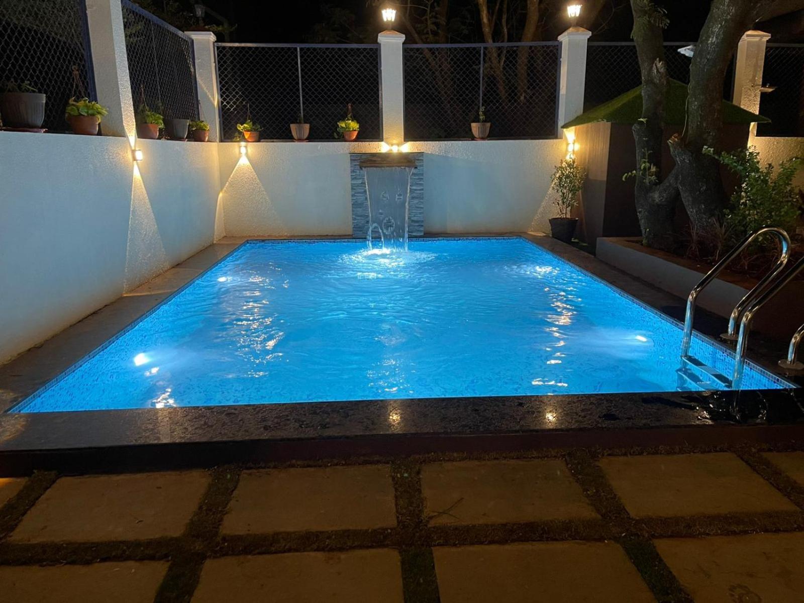 Mannat Villa With Swimming Pool And Garden Lonavala Exterior photo
